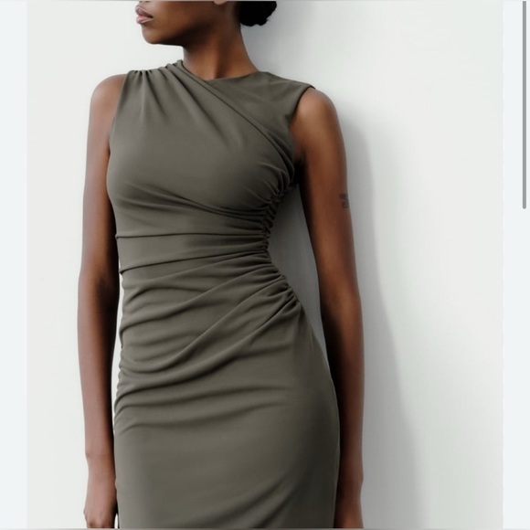 Zara Gathered Short Dress Sz. S - Picture 2 of 3